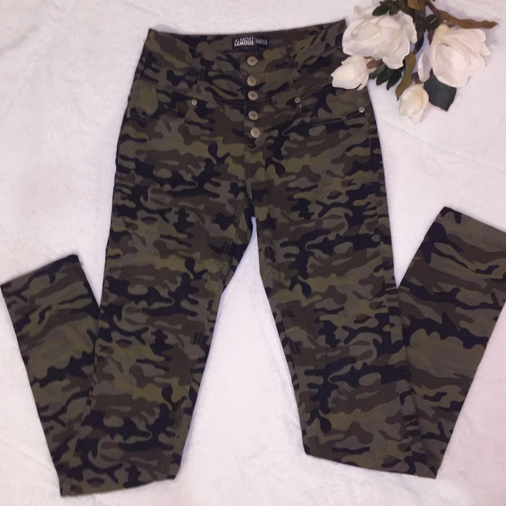 NWOT Camo Denim Slim Leg Pants